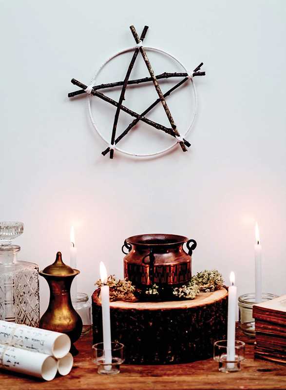 DIY for Witches by Marine Nina Denis: Paperback; 160 pages / English